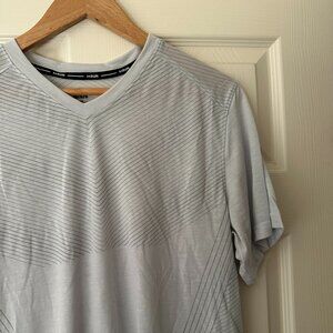 Under Armour V neck run shirt